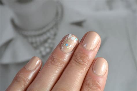 H M Nail Polish Funky Manicure Nude Dots