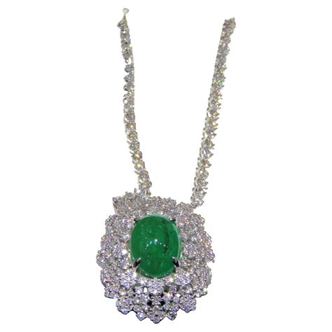 Nwt 15 000 Rare Gorgeous 18kt Gold Fancy Baguette Diamond And Emerald Necklace For Sale At 1stdibs