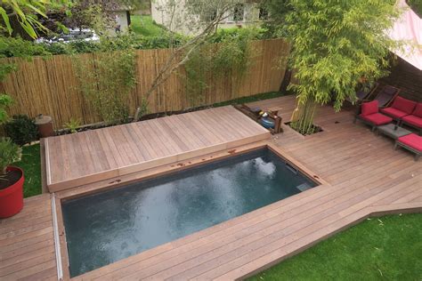 Belle Piscine Avec Terrasse Coulissante En Bois