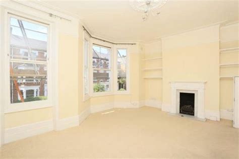 Property Valuation First Floor Flat 63 Saltram Crescent Maida Vale