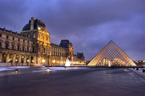 Louvre Museum In Paris France Aff Museum Louvre France