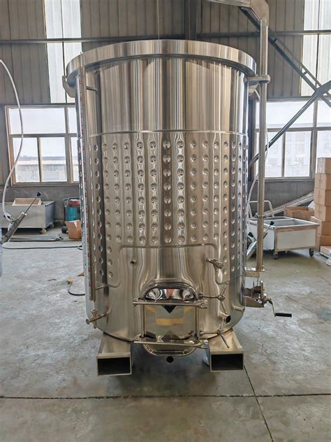 Open Top Conical Wine Fermenter And Enclosed Conical Wine Fermenter