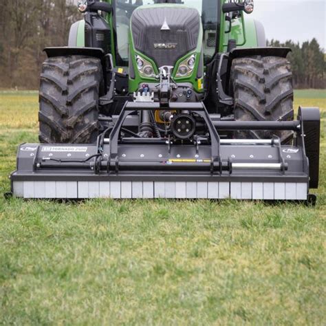 Schlegelmulcher SM TORNADO 2500 Mulchgeräte von Fliegl Agro Center GmbH