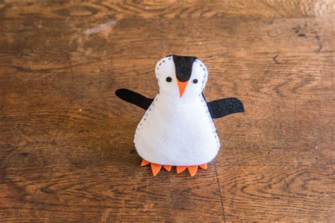 28 Easy Penguin Sewing Pattern Yasmeanberyl