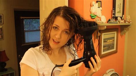 How To Use A Hair Diffuser And Get Natural Waves Youtube