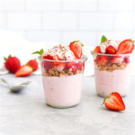 Parfait De Fresa California Strawberry Commission