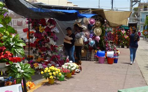 Comerciantes Esperan Recuperar Ventas Por El 10 De Mayo El Sol De