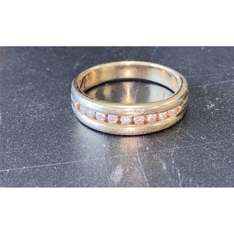 14kt Gold Ring Set With Diamonds Able Auctions