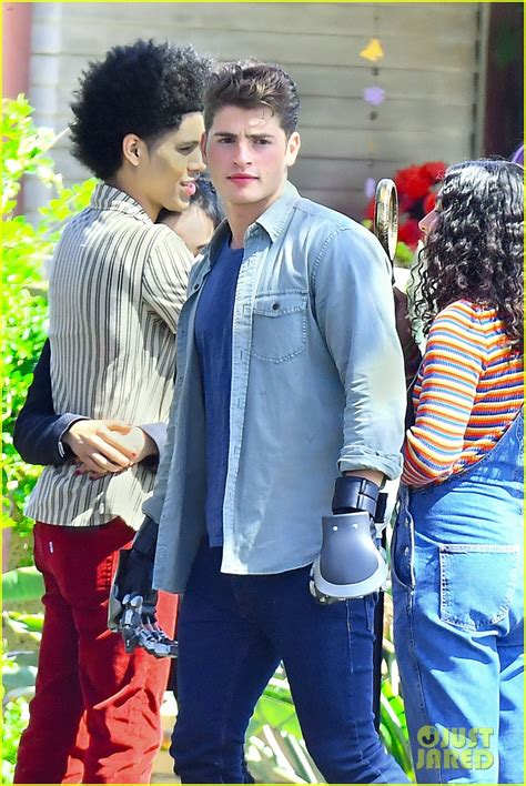 Gregg Sulkin Uses His Superpower Gloves On Runaways Set Photo