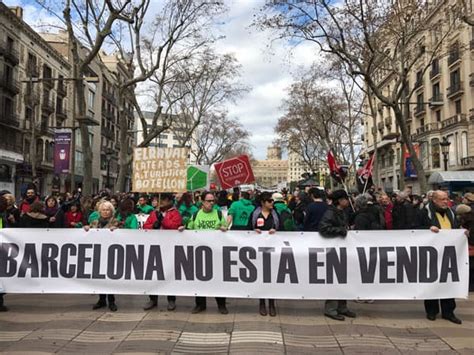 Récupérons les ramblas Problèmes dus au tourisme à Barcelone