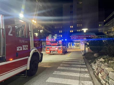 Brandalarm Im LKH Villach Mehrere Feuerwehren Im Einsatz 5 Minuten