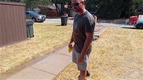 Pressure Washing Townhome Sidewalks In Azle Texas Youtube