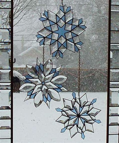 75 best Snowflakes images on Pinterest | Fused glass, Stained glass and ...