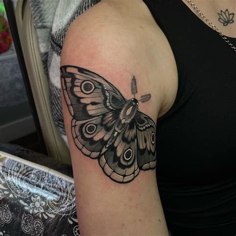 Emily — Desert Rose Tattoo