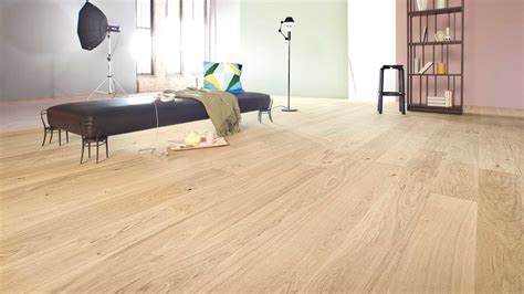 Pavimento In Legno Parquet Scuro Listone Giordano