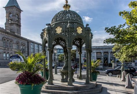 Dún Laoghaire History