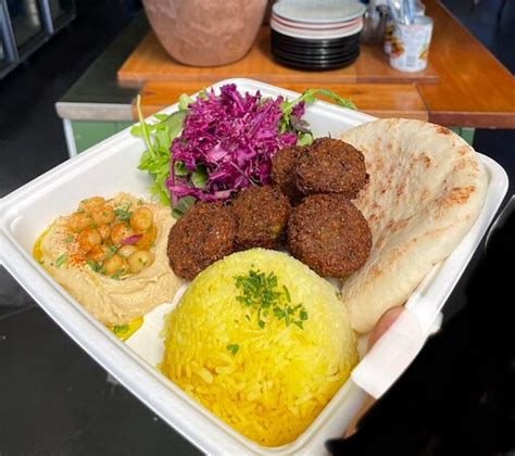 Falafels Mermaid Waters Updated 2024 Restaurant Reviews Menu