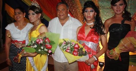 Informativo Chiapas EN VILLA CORZO ELIGEN A REINA MISS GAY 2013
