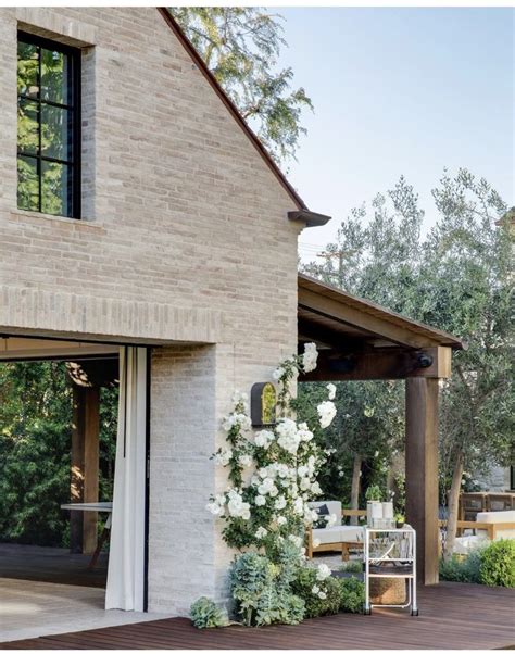 Pin By Valerie Benton Frech On Curb Appeal In Brick Exterior