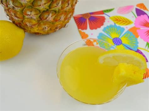 Easy Pineapple Lemonade Recipe Organized 31