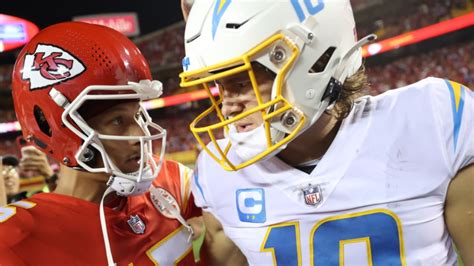 Chiefs Rally Past Chargers In Early AFC West Showdown