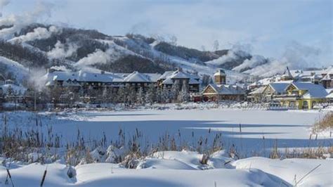 Snowmaking at Blue Mountain Resort