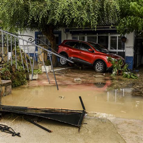 EN IMAGES Espagne Des Inondations Ont Fait Au Moins Deux Morts Et