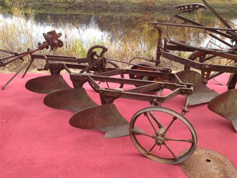 ANTIQUE PLOWS- YARD, LAWN & GARDEN DECOR Rural Regina, Regina