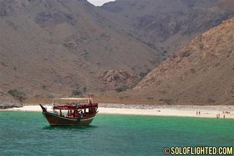 Dhow Cruise in the Waters of Musandam in Oman | soloflightEd