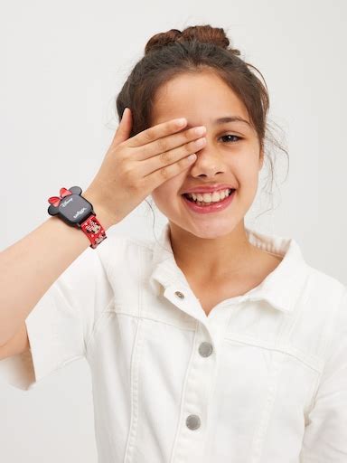 Watch Smiggle Online