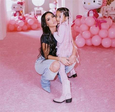 Kim Kardashian Demuestra Con Esta Foto Que Su Hija Chicago Es Id Ntica