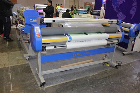 Large Format Cold Laminator With Pneumatic Lift System Zhengzhou Mefu