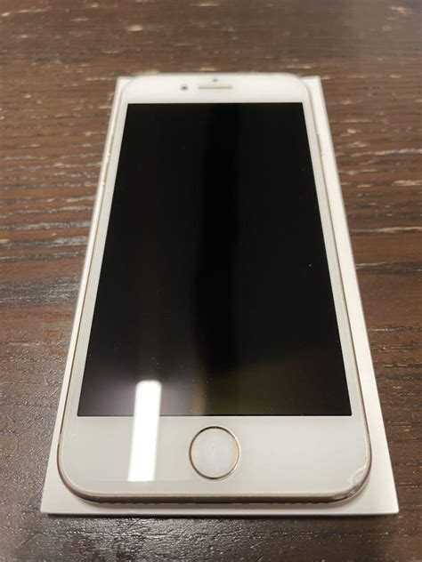 Iphone 8 Gold 64 Gb Docomo ゴールド アイフォン By メルカリ