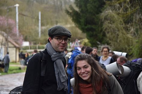 Album Photos Du P Lerinage De Chartres Des Jeunes D Le De France