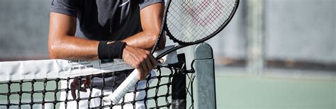 Four Steps to Determine Your Tennis Racket Grip Size | Wilson Sporting ...