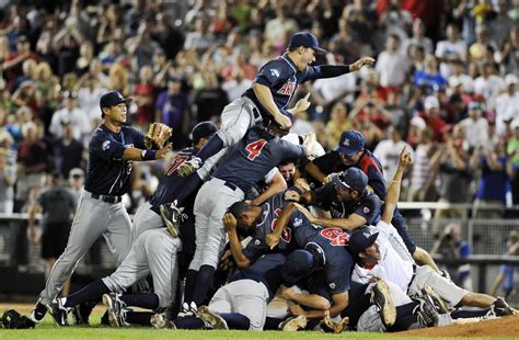 Photos Arizona Wildcats Baseball Team Wins Fourth College World Series