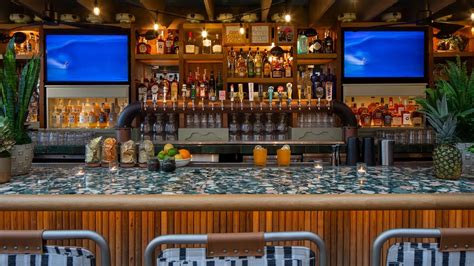 Best Happy Hour Spots In Pacific Beach Mission Sands