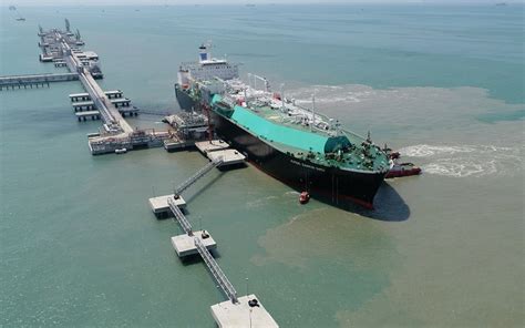 Petronas Inks Deal To Send First Shipment Of Carbon Neutral Lng To