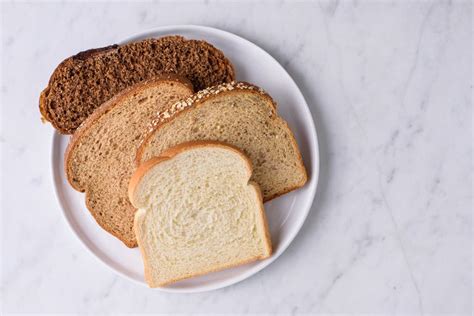 Bread Calories Nutrition Facts And Health Benefits