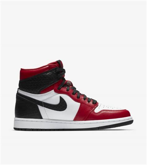 Women S Air Jordan 1 High OG Satin Red Nike SNKRS IE