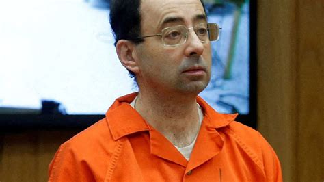 Disgraced Team Usa Gymnastics Doctor Larry Nassar Is Paying Gangsters