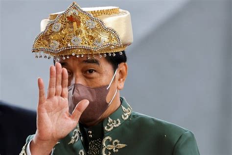 UU Masyarakat Hukum Adat Tak Kunjung Dibentuk Jokowi DPR Digugat Ke