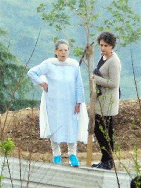 Photos Sonia And Priyanka Gandhi On A Holiday