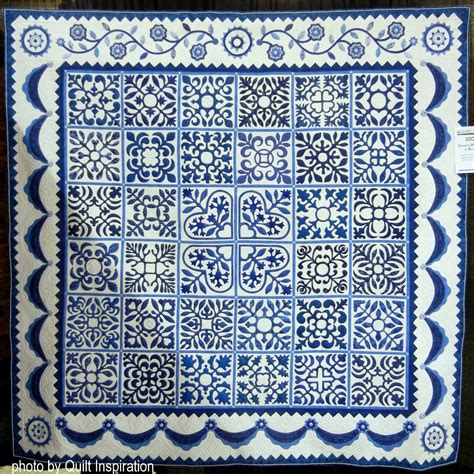 Quilt Inspiration: Two Color Quilts : Blue and White