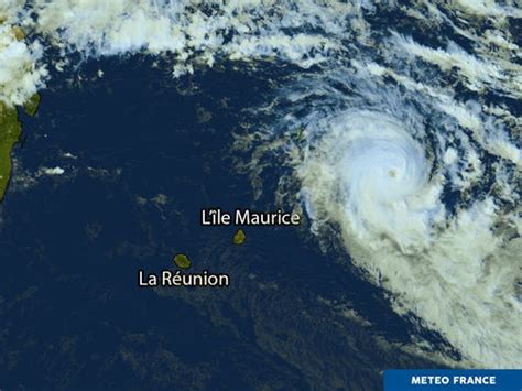 Un nouveau cyclone nommé Berguitta pourrait toucher La Réunion et lÎle