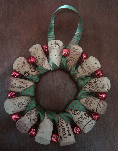 Another Cork Wreath Wine Cork Ornaments Cork Crafts Christmas Wine