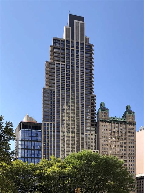 25 Park Row Projects Uag