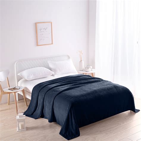 Yangjinlian Fleece Bed Blankets Queen Size Soft Lightweight Plush