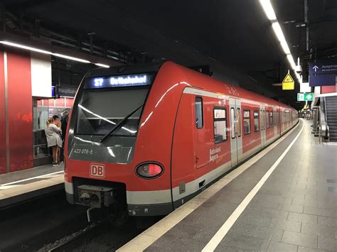 Munich S Bahn A 423 with S7 to Ostbahnhof at München Hbf Simon s