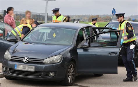 Sicherheitstag 2022 im Allgäu Kontrollen am Memminger Flughafen